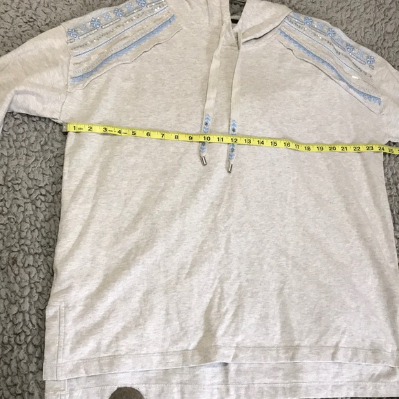 🌸Cotton embellished women’s hoodie sweatshirt🌸 - Picture 7 of 8